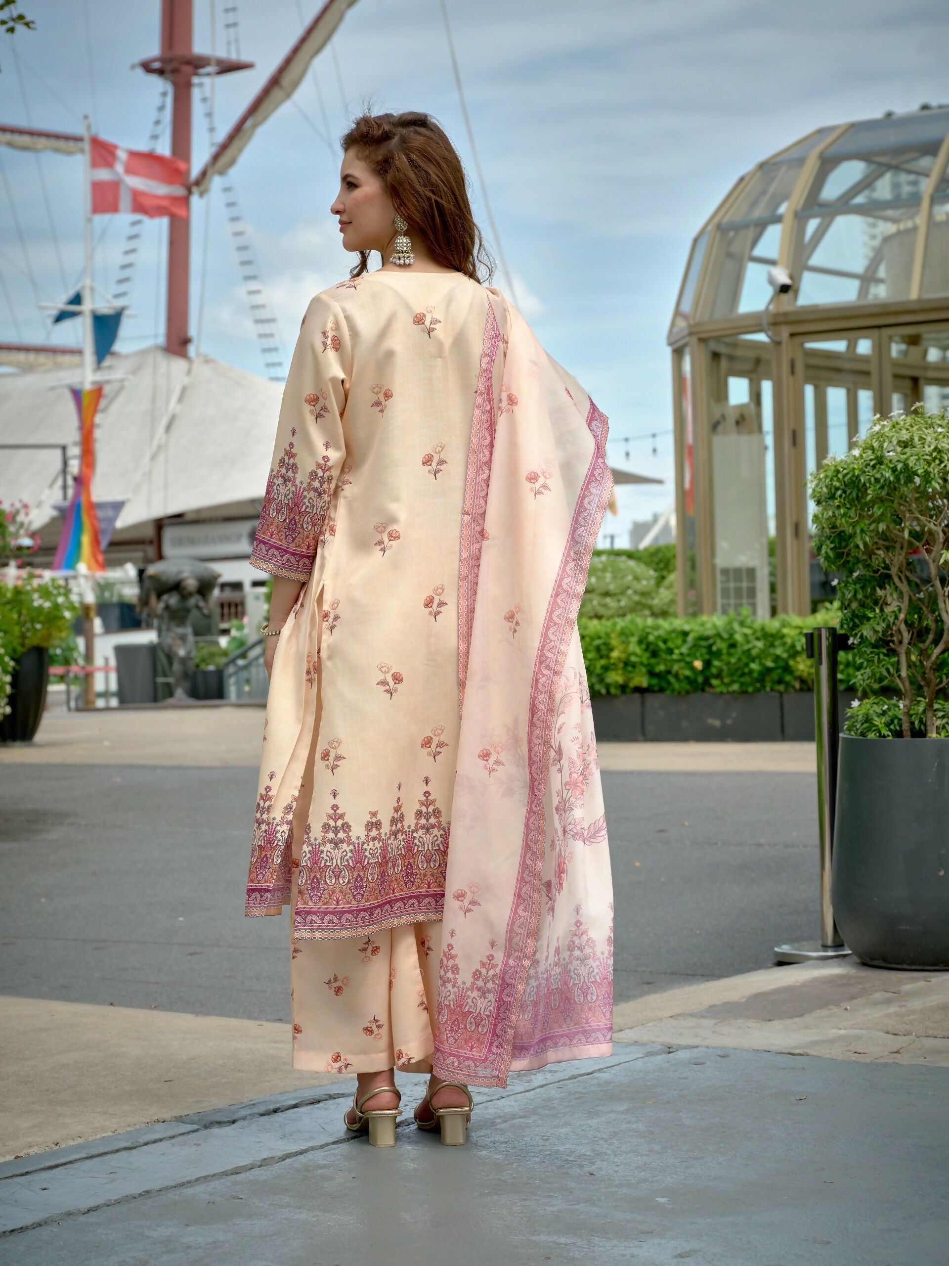 Joban Fashion Off White Position Digital Print With Position Foil Kurta Set