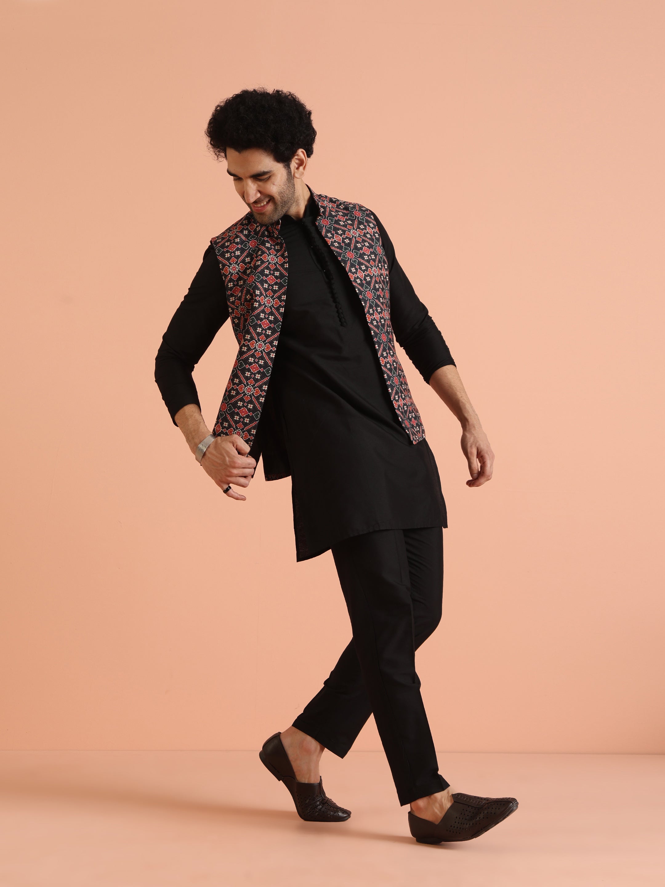 Kisah Men Multi Printed Patola Print Kurta Jacket Trouser Set - Distacart