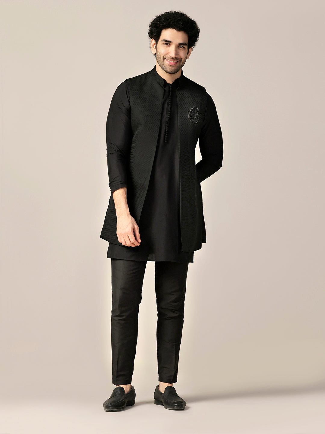 Kisah Men Black Kurta Jacket Trouser Set - Distacart