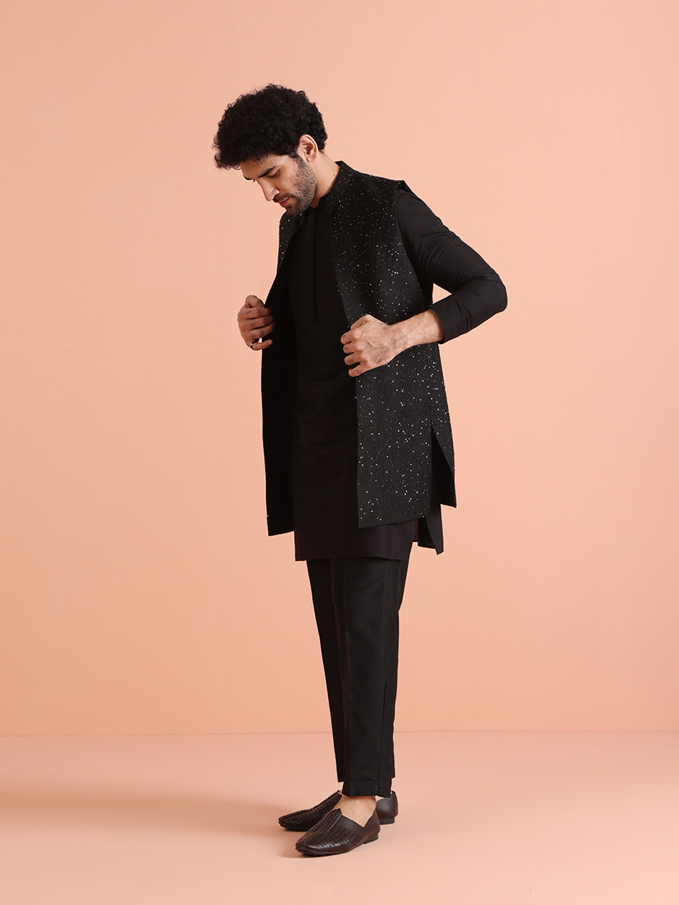 Kisah Men Black Embellished Kurta Nehru Jacket Trouser Set - Distacart