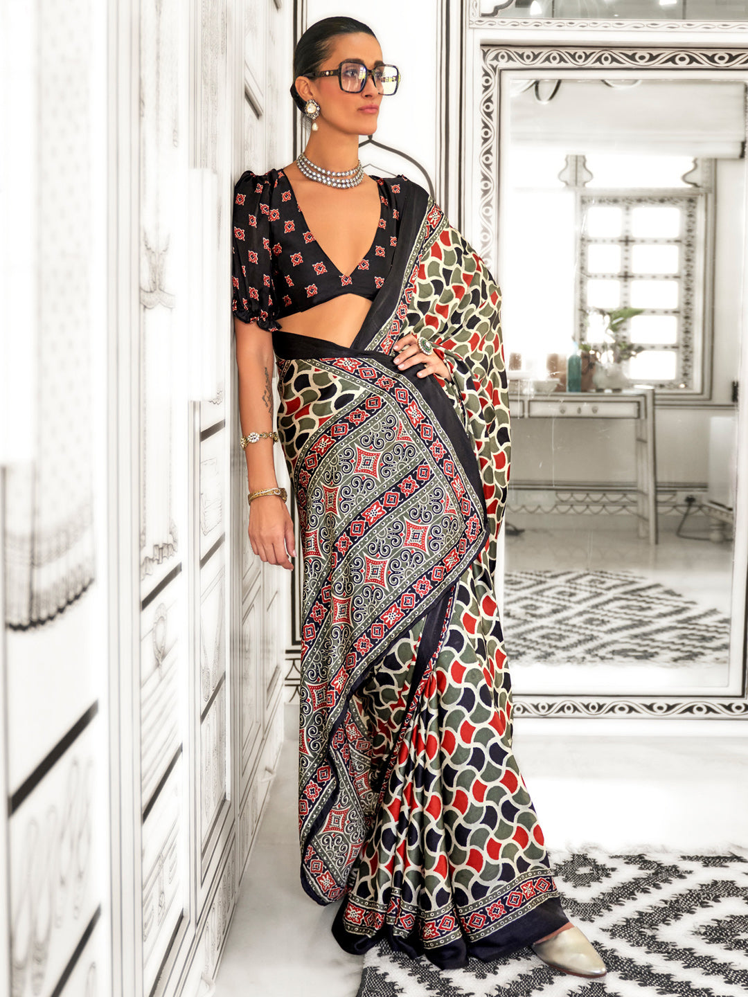 NOZ2TOZ Women's Crepe Olive Printed Designer Saree With Blouse Piece - Distacart