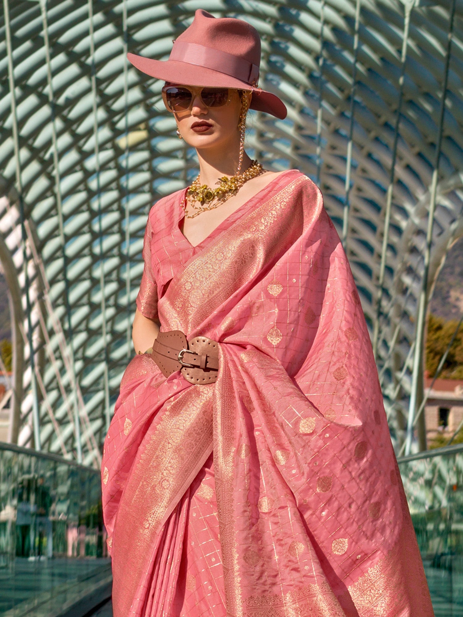 NOZ2TOZ Women's Silk Blend Pink Woven Design Designer Saree With Blouse Piece - Distacart