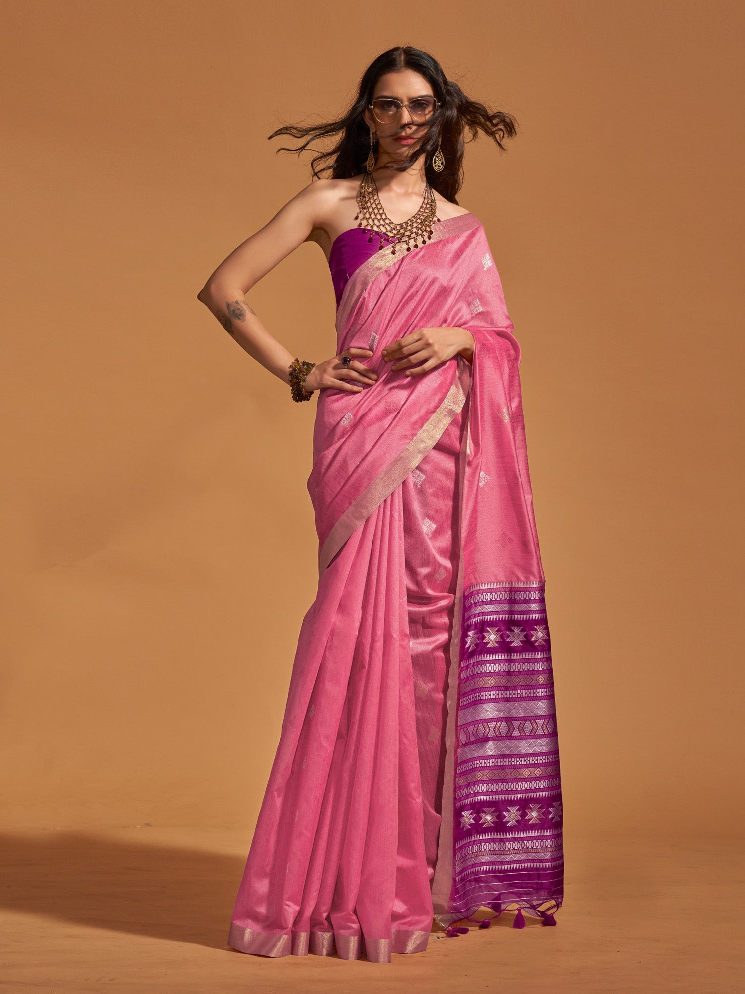 NOZ2TOZ Women's Silk Blend Pink Woven Design Designer Saree With Blouse Piece - Distacart