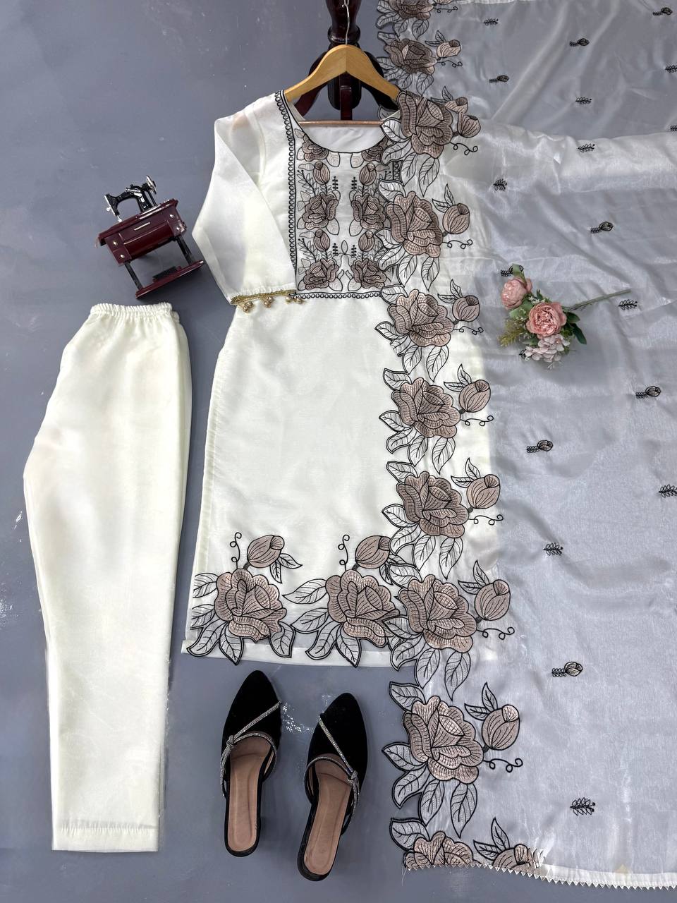 Prazu Fashion Off White Art Silk Thread Work Designer Salwar Suit - Dista