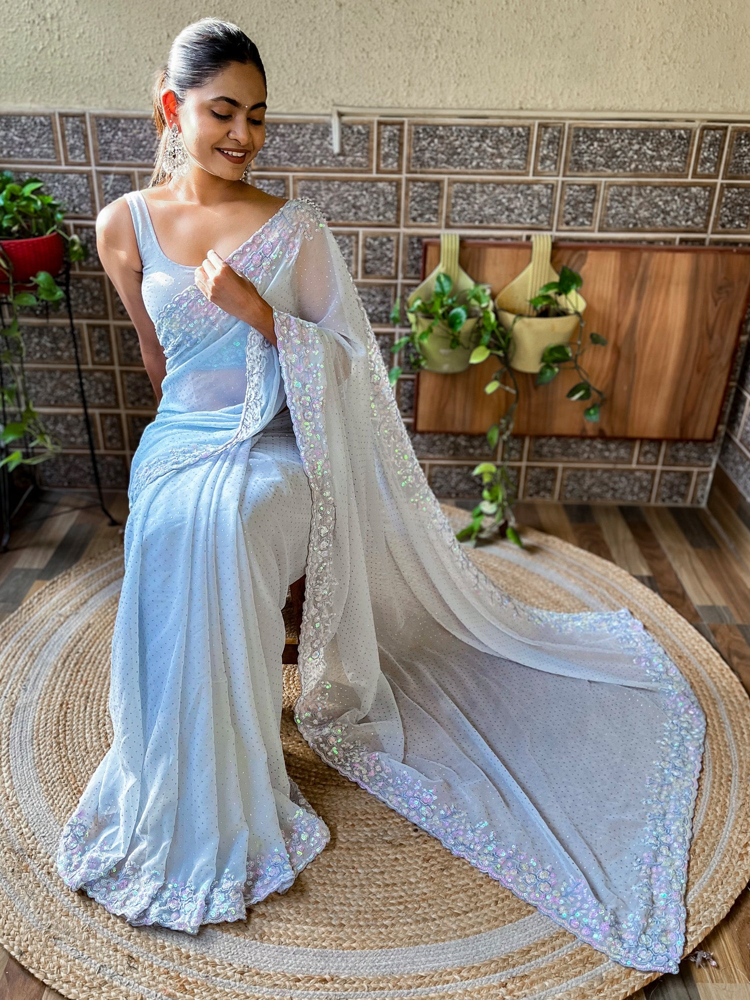 NOZ2TOZ Women's Georgette Grey Embellished Designer Saree With Blouse Piece - Distacart