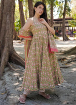 Thumbnail for Vegaa Fashion Multi Color Muslin Digital Print Designer Salwar Suit - Distacart