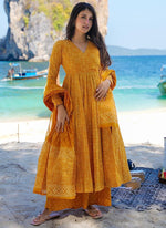 Thumbnail for Vegaa Fashion Pumpkin Yellow Pure Muslin Digital Printed Designer Salwar Suit - Distacart