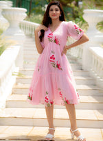 Thumbnail for Vegaa Fashion Light Pink Rayon Kota Checks Digital Print Kurti - Distacart