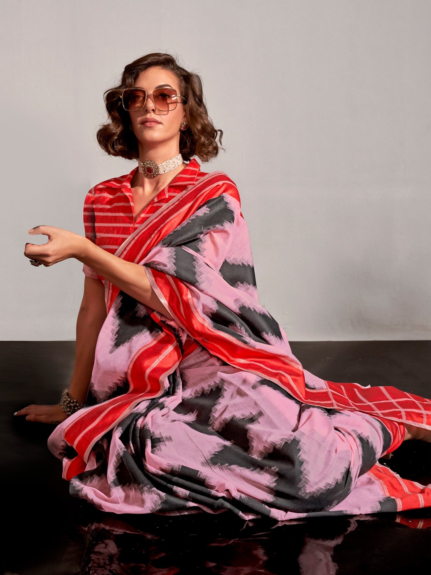 NOZ2TOZ Women's Silk Blend Mauve Woven Design Designer Saree With Blouse Piece - Distacart