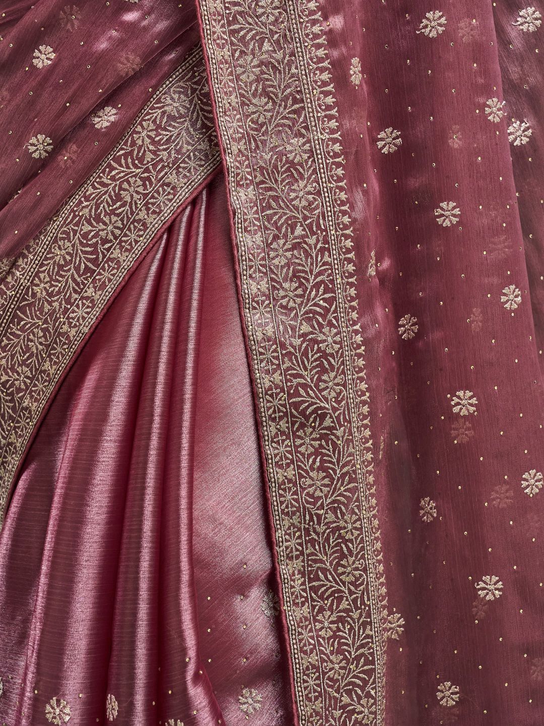 kasee Floral Embroidered Silk Blend Saree - Distacart