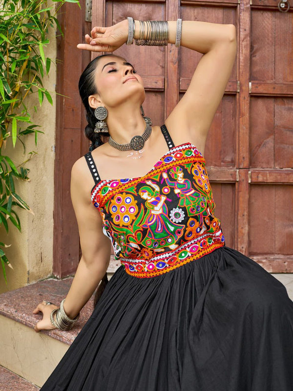 Prazu Fashion Black Soft Cotton With Gaamathi-Mirror Work Navaratri Gown