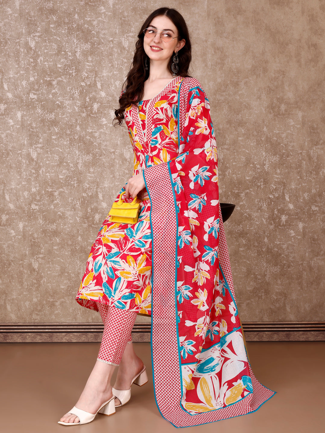 Floral Printed Cotton Kurta With Pant & Dupatta, Pink - Hiral Fashion - Dista