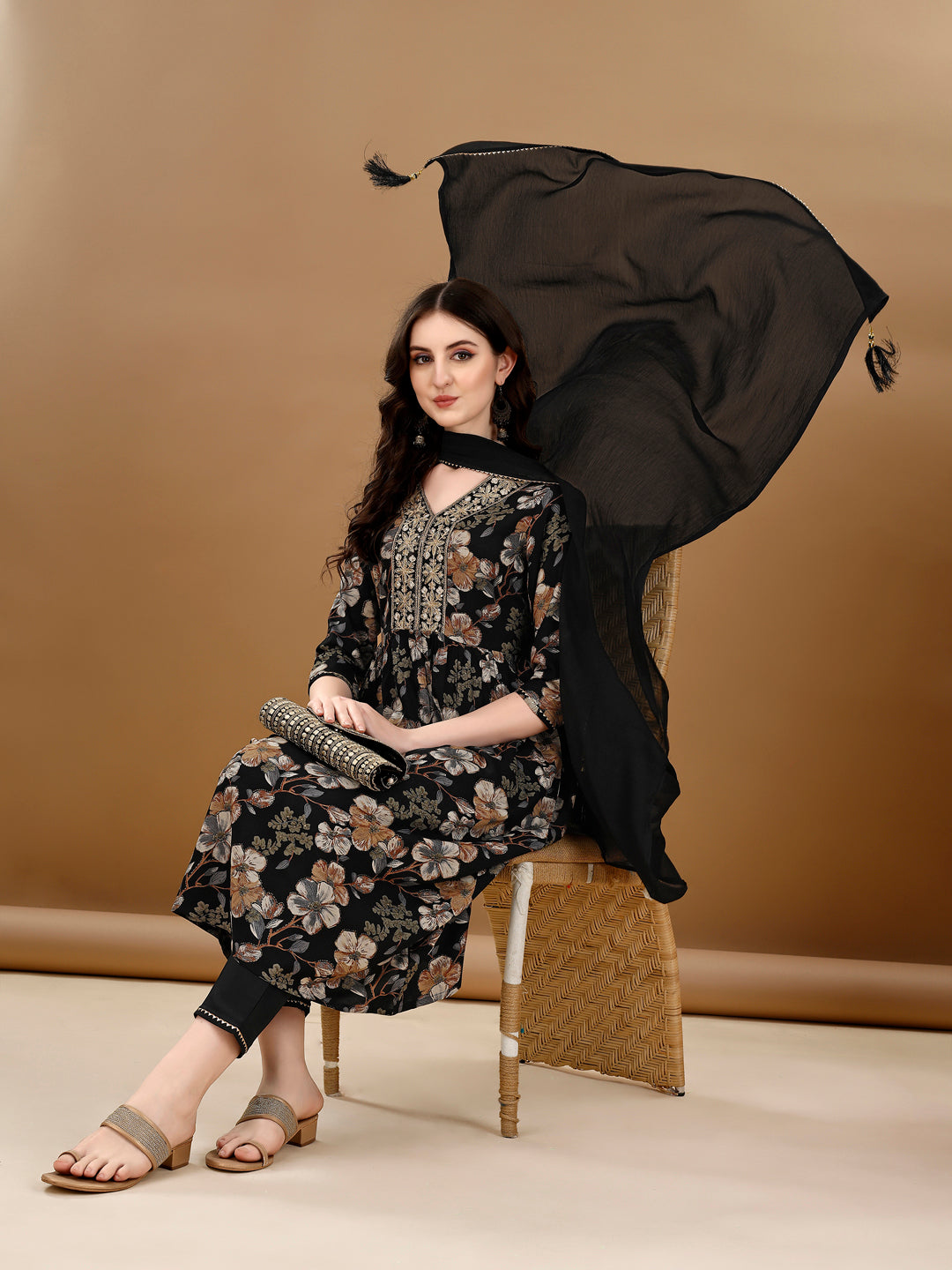 Alia Cut Floral Printed & Embroidered Kurta Suit Set, Black - Hiral Fashion - Dista