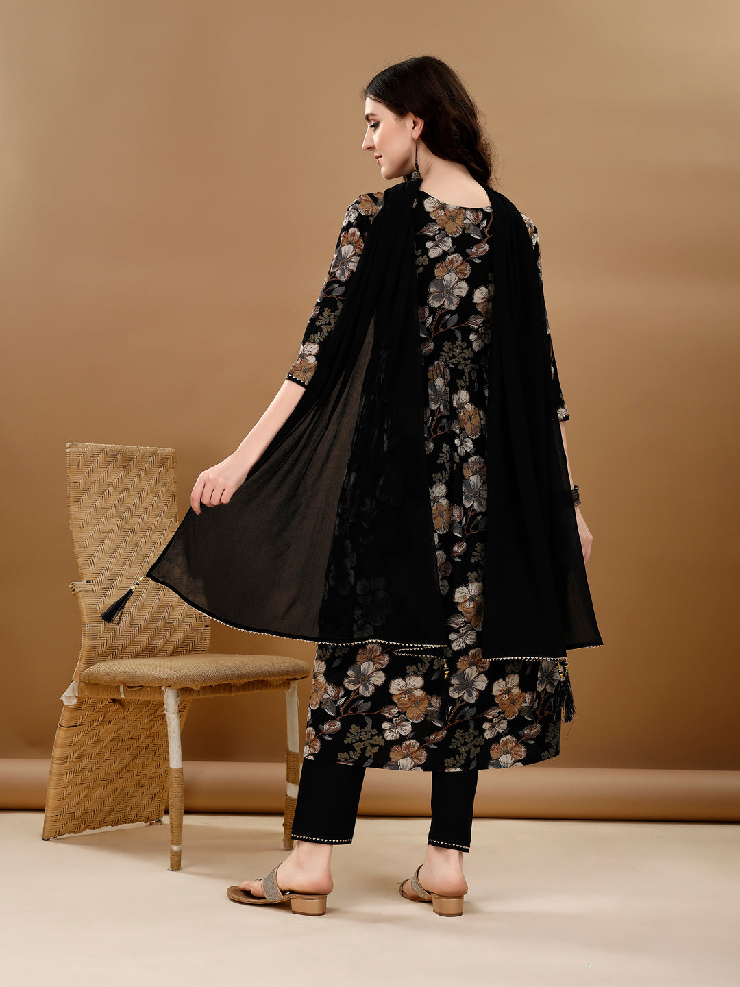 Alia Cut Floral Printed & Embroidered Kurta Suit Set, Black - Hiral Fashion - Dista