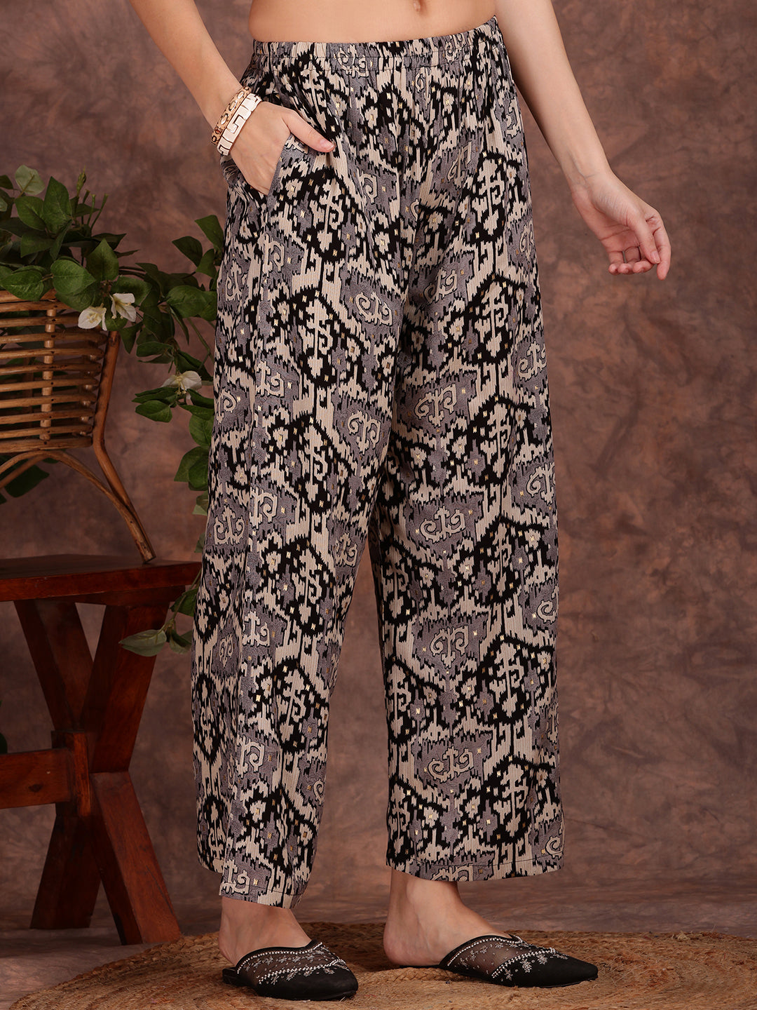 Ethnic Motifs Printed Lace Detailing Kurta And Palazzo, Black - Hiral Fashion - Dista