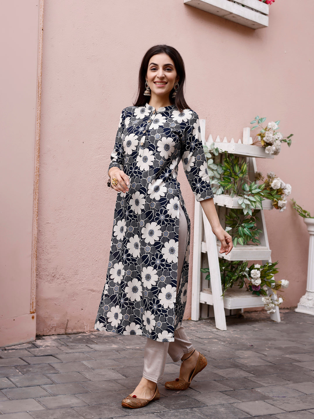 Floral Printed Rayon Casual Wear Kurta, Multicolor - Hiral Fashion - Dista