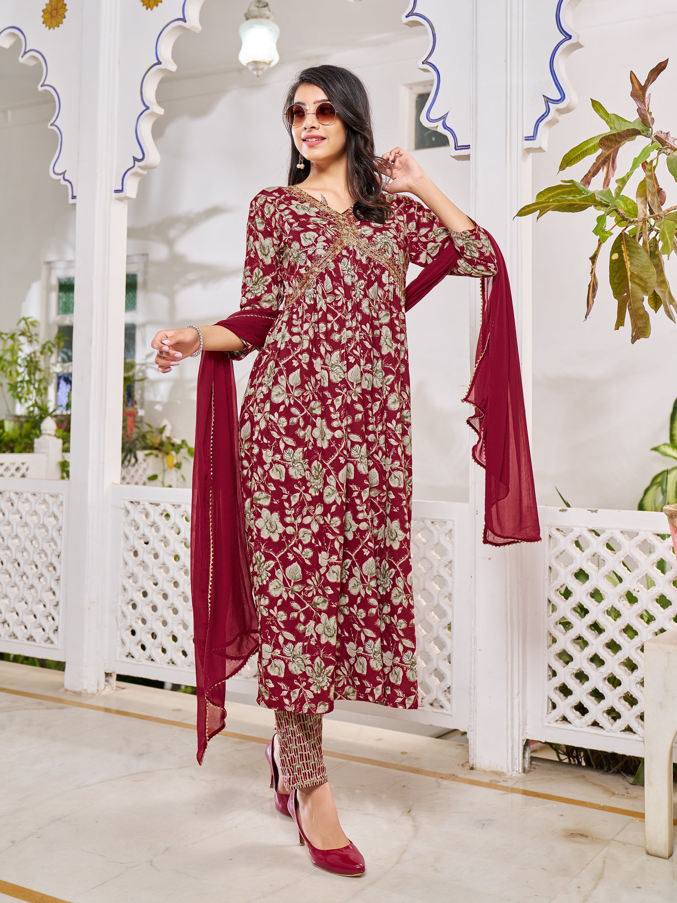 Alia Cut Floral Embroidered Kurta With Pant & Dupatta, Multicolor - Hiral Fashion - Dista
