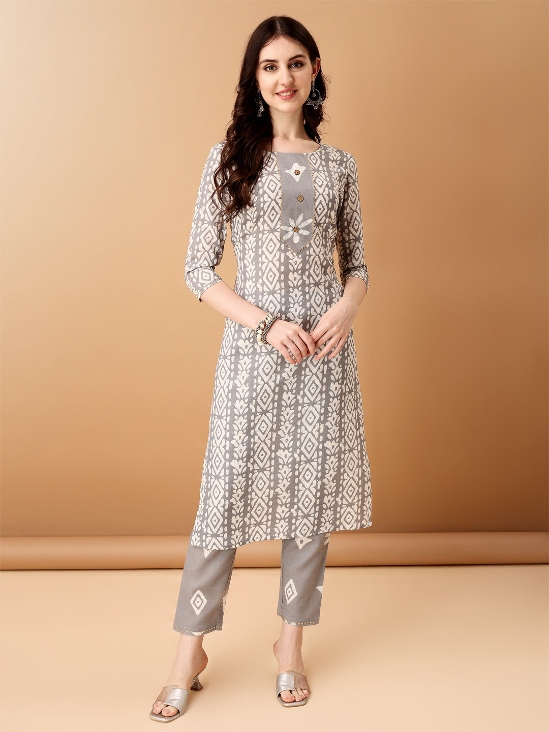 Bandhani Printed Cotton Kurta With Pant & Dupatta, Grey - Hiral Fashion - Dista