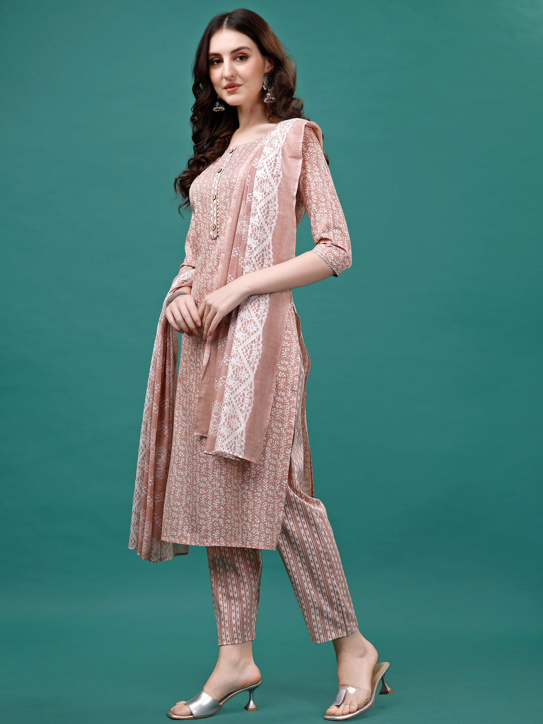 Floral Printed Casual Wear Kurta With Pant & Dupatta, Multicolor - Hiral Fashion - Dista