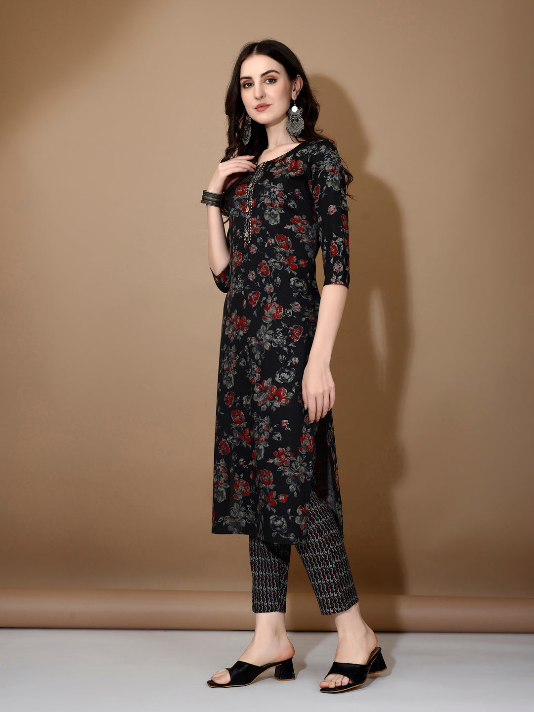 Floral Printed Kurta With Pant & Dupatta, Black - Hiral Fashion - Dista