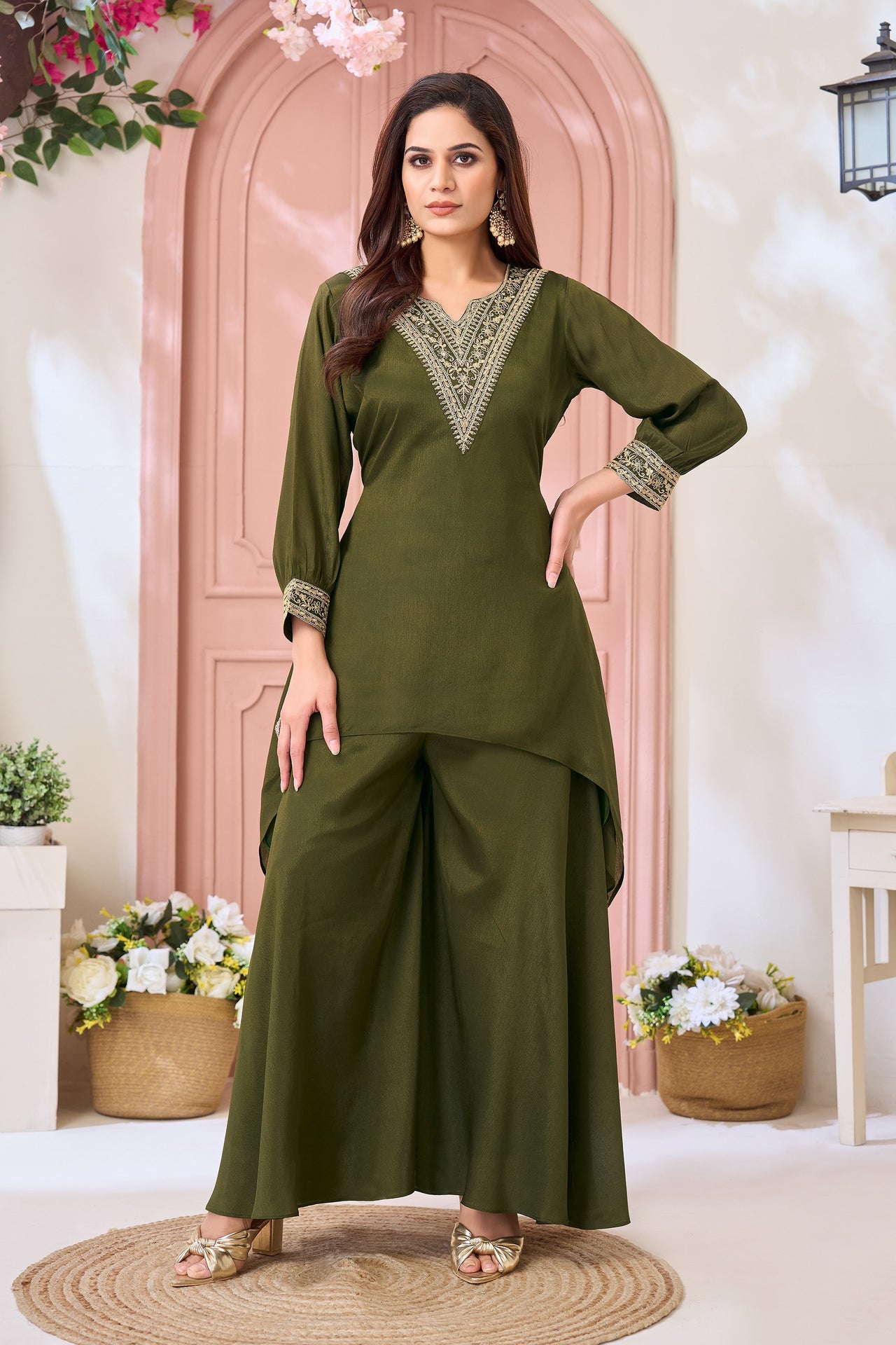 Vedant Vastram Fancy Kurta Palazzo Set for Women - Dista