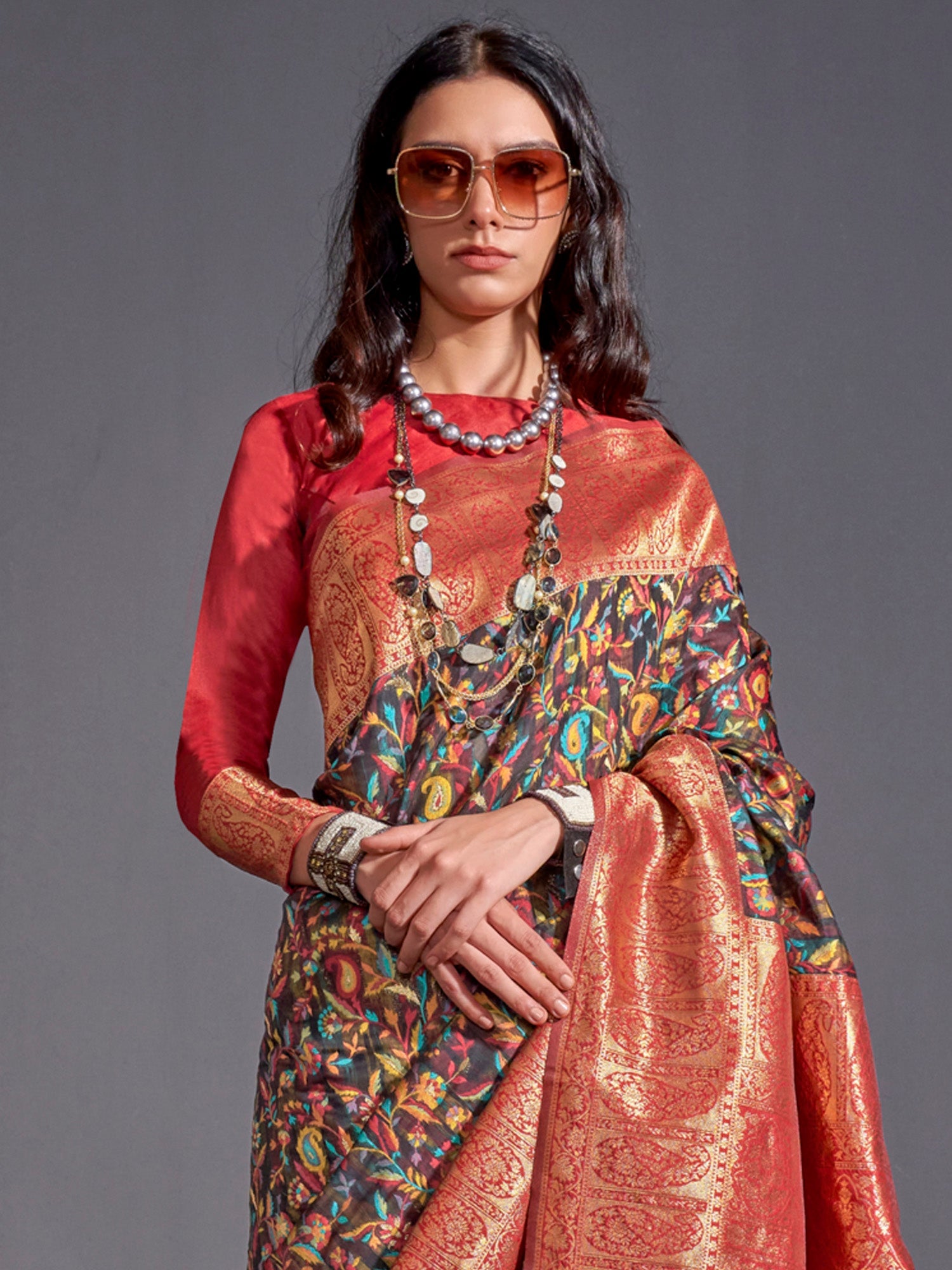 NOZ2TOZ Women's Silk Blend Black Woven Design Designer Saree With Blouse Piece - Distacart