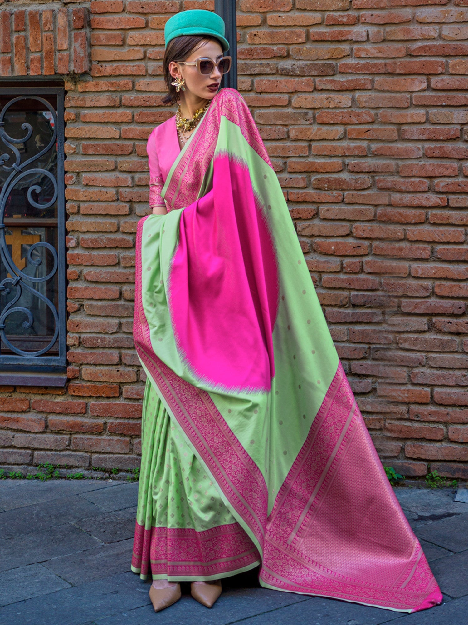 NOZ2TOZ Women's Soft Silk Light Green Woven Design Designer Saree With Blouse Piece - Distacart