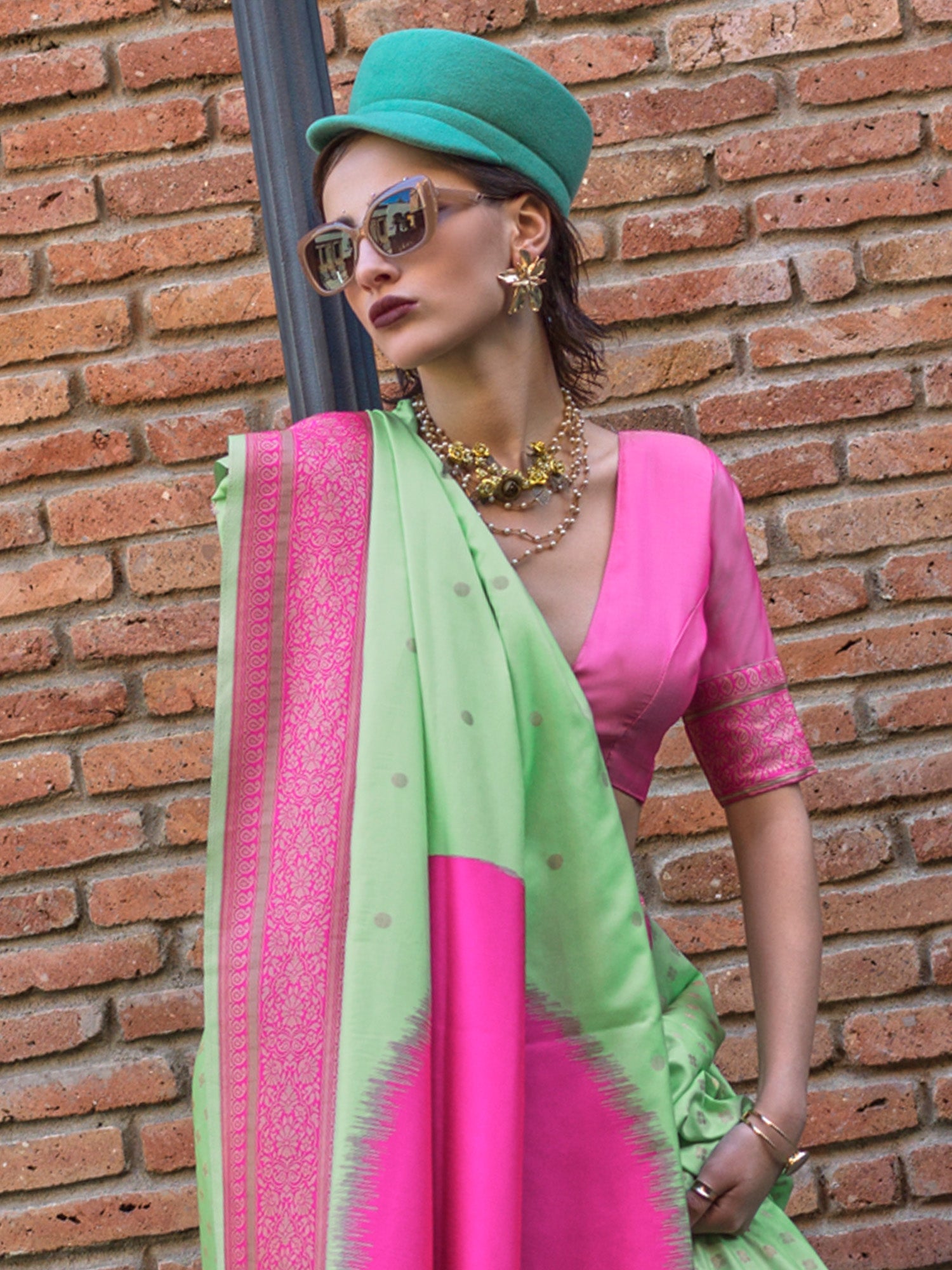 NOZ2TOZ Women's Soft Silk Light Green Woven Design Designer Saree With Blouse Piece - Distacart
