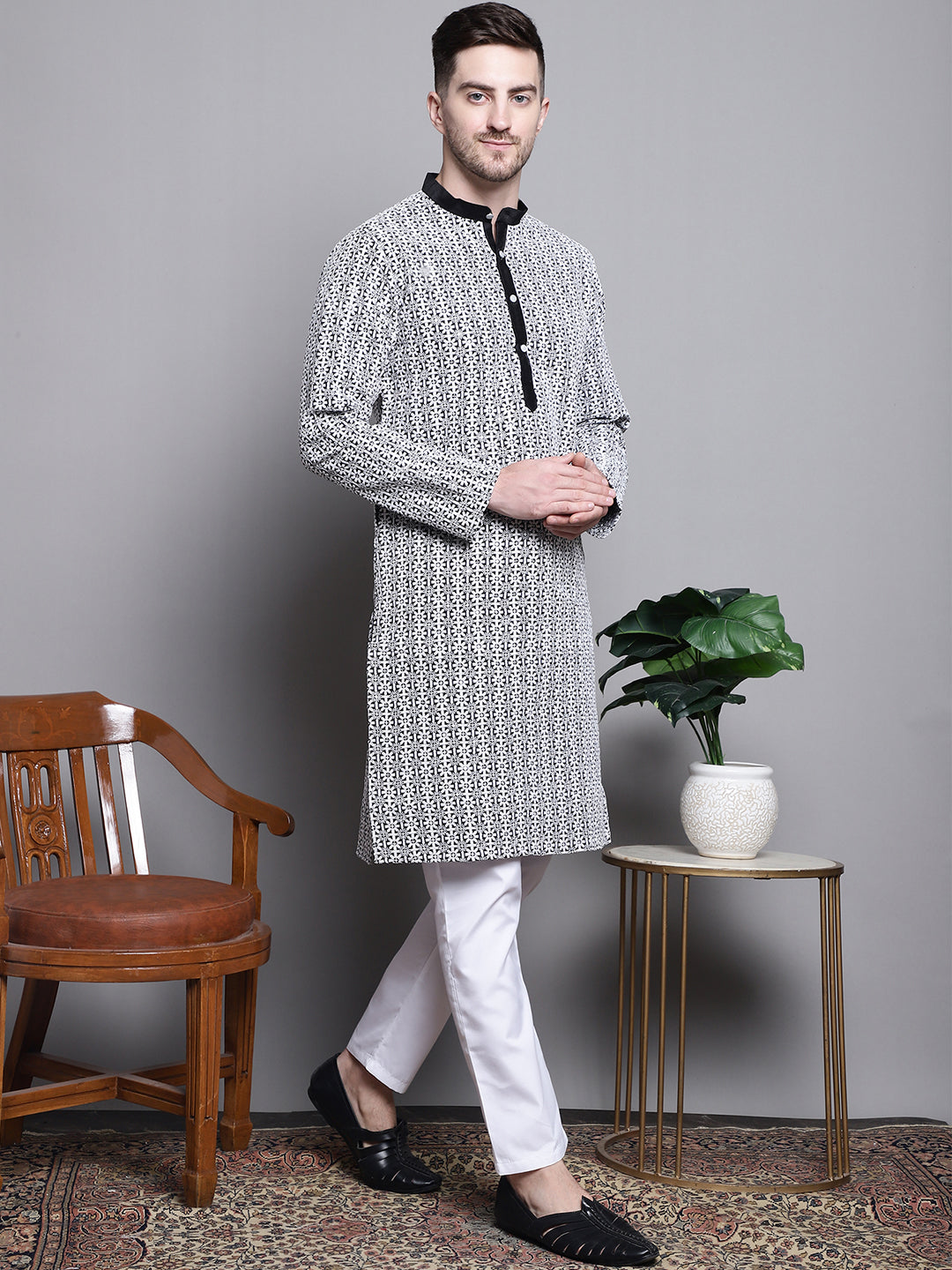 Jompers Men's Sequin Embroidered Silk Blend Kurta - Black - Distacart