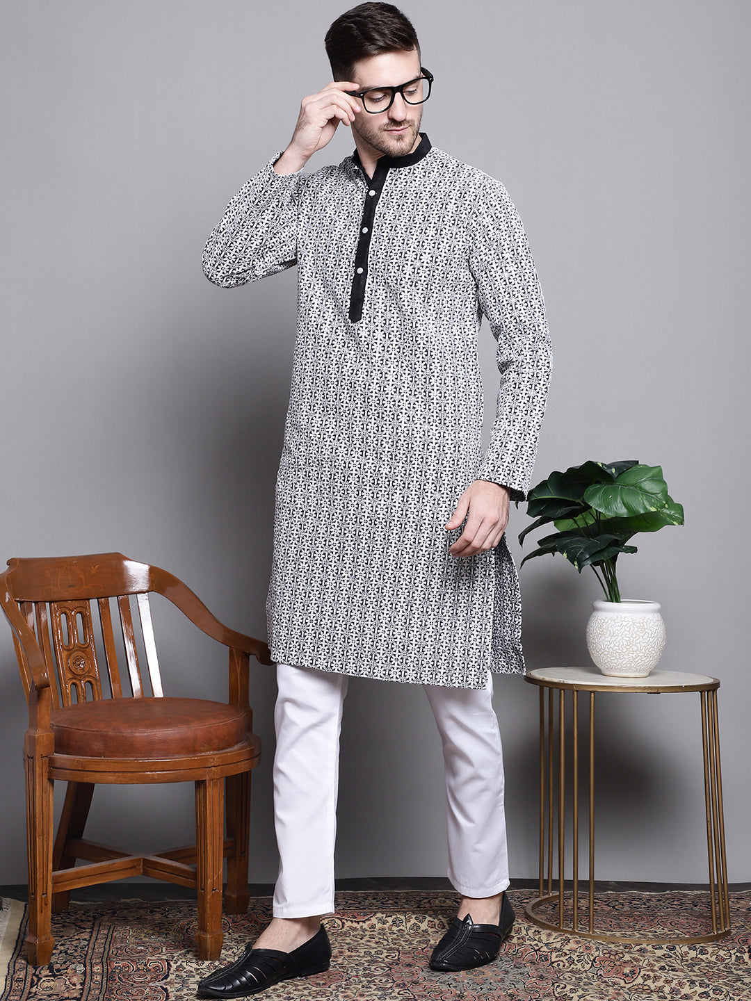 Jompers Men's Sequin Embroidered Silk Blend Kurta - Black - Distacart