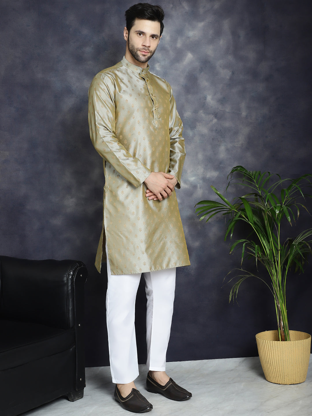 Jompers Men's Woven Design Silk Blend Kurta - Pista - Distacart