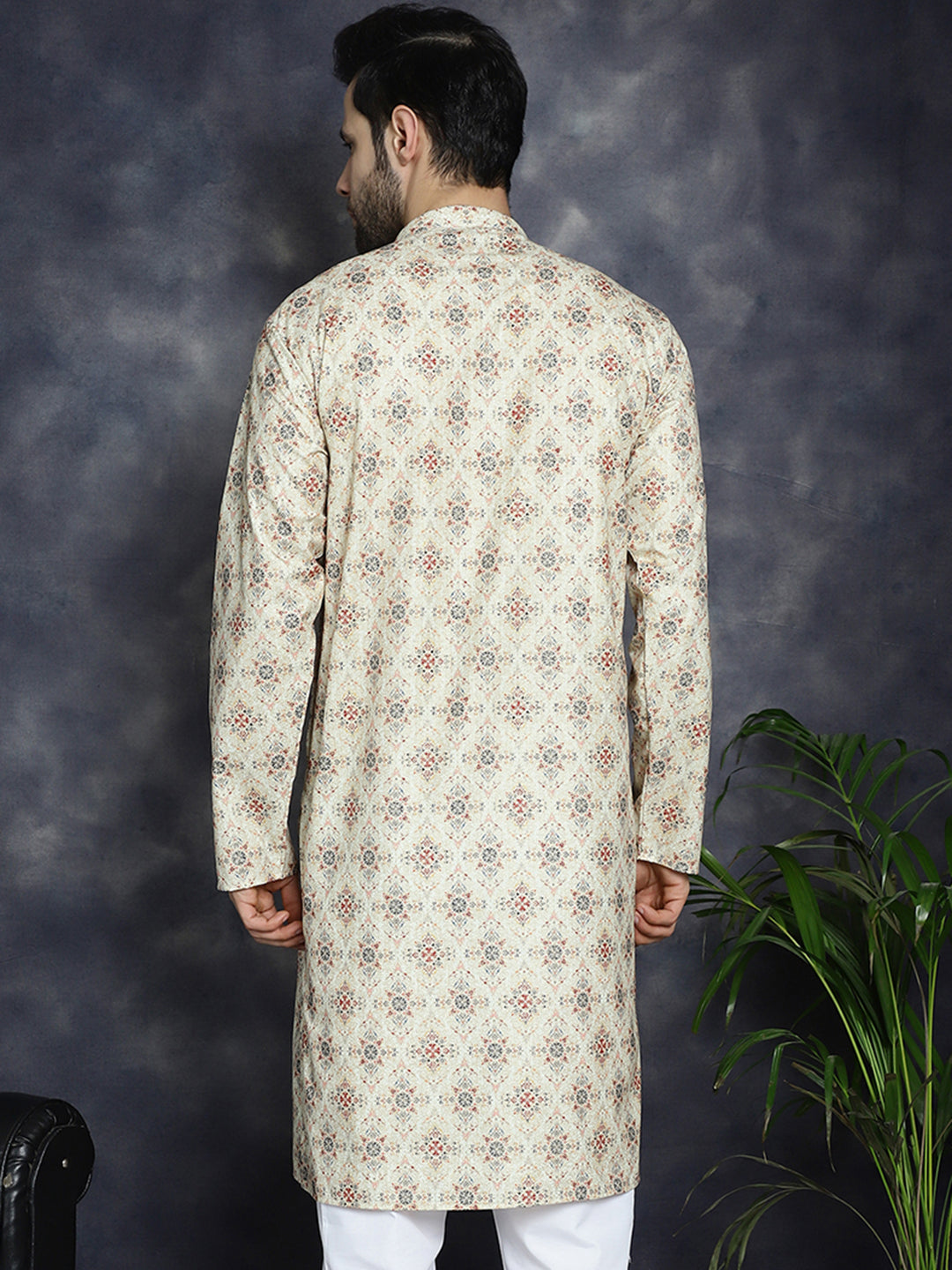 Jompers Men's Golden Foil Printed Kurta - Golden - Distacart