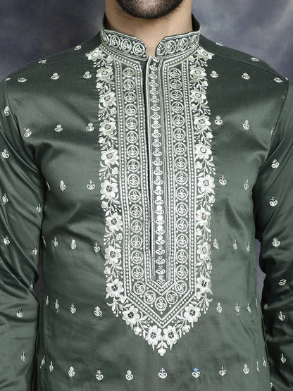 Jompers Men's Chikankari Embroidered Kurta - Olive - Distacart