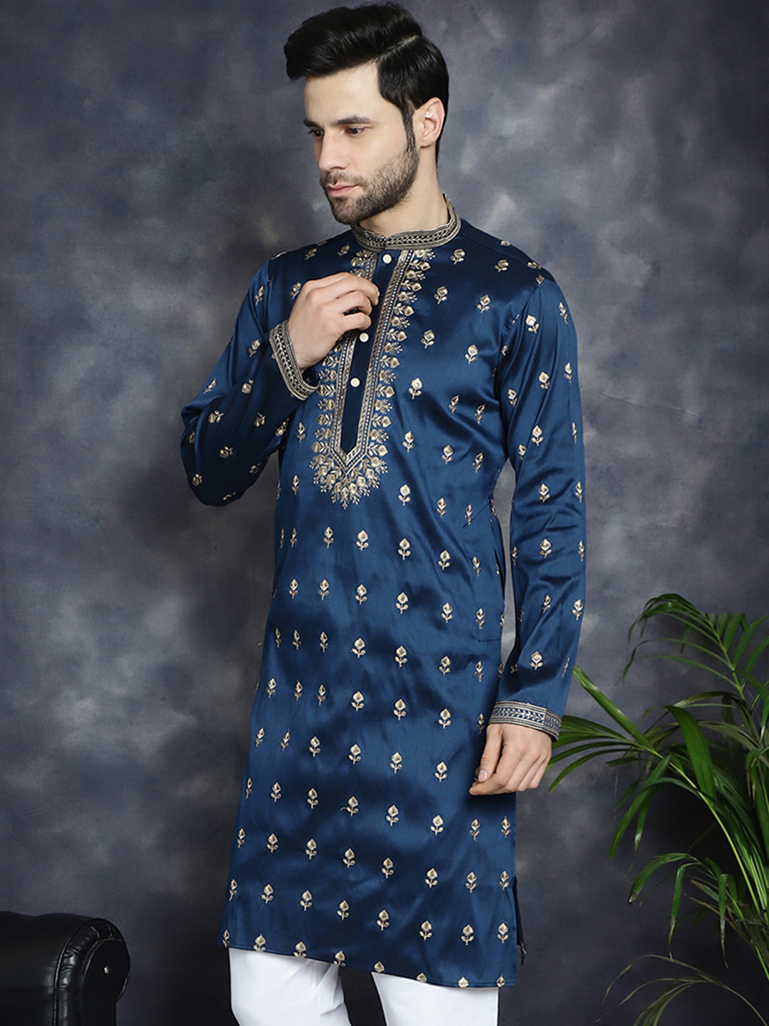 Jompers Men's Navy Blue Chikankari Embroidered Kurta - Navy Blue - Distacart