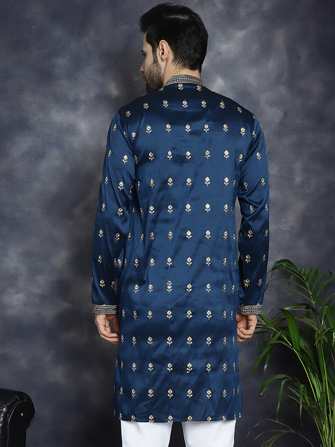 Jompers Men's Navy Blue Chikankari Embroidered Kurta - Navy Blue - Distacart