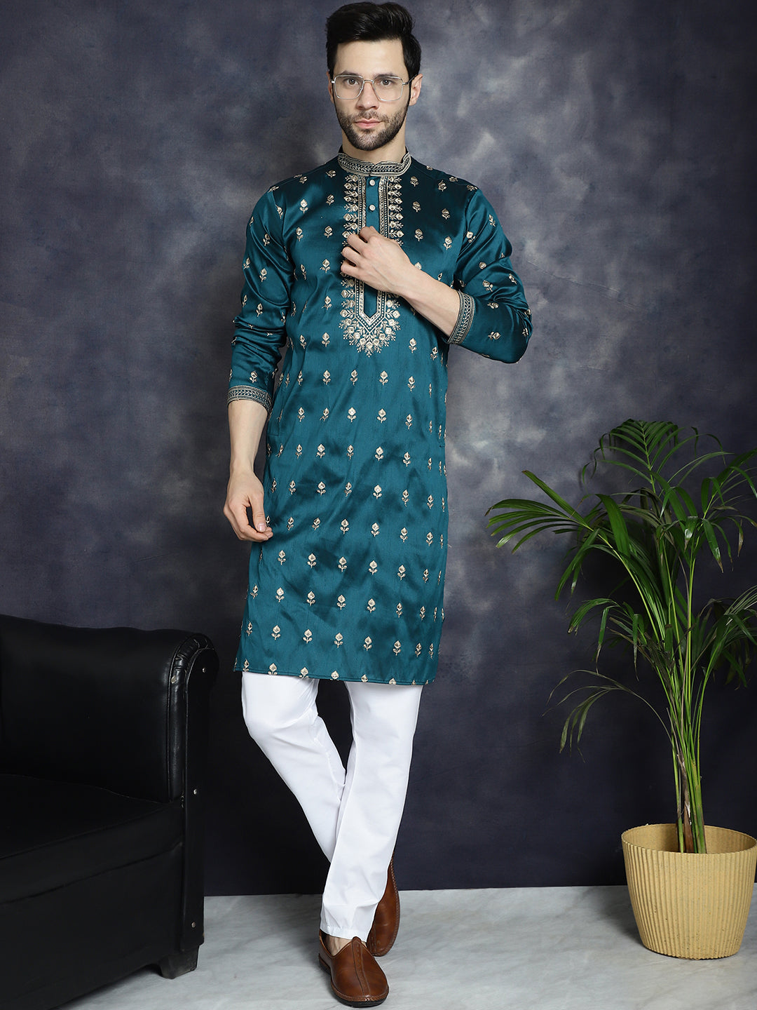 Jompers Men's Peacock Blue Chikankari Embroidered Kurta - Peacock - Distacart