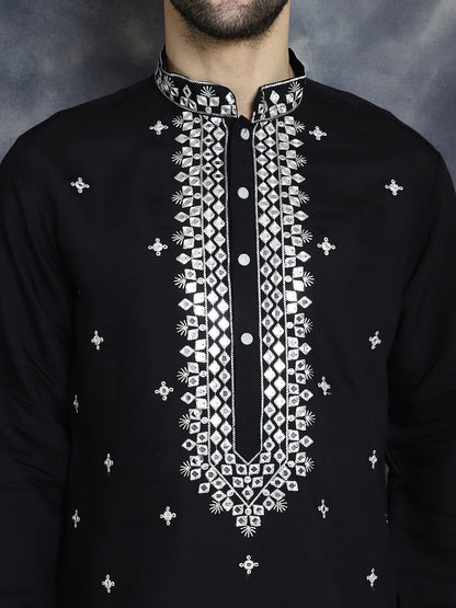 Jompers Men's Embroidered Kurta - Black - Distacart