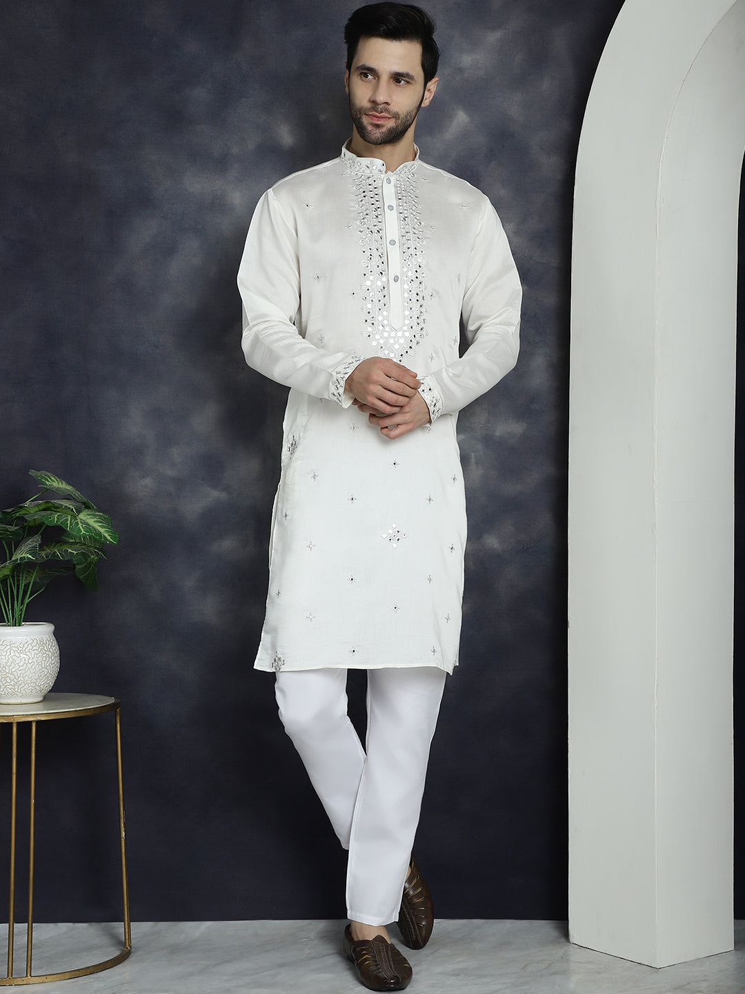 Jompers Men's Embroidered Kurta - White - Distacart