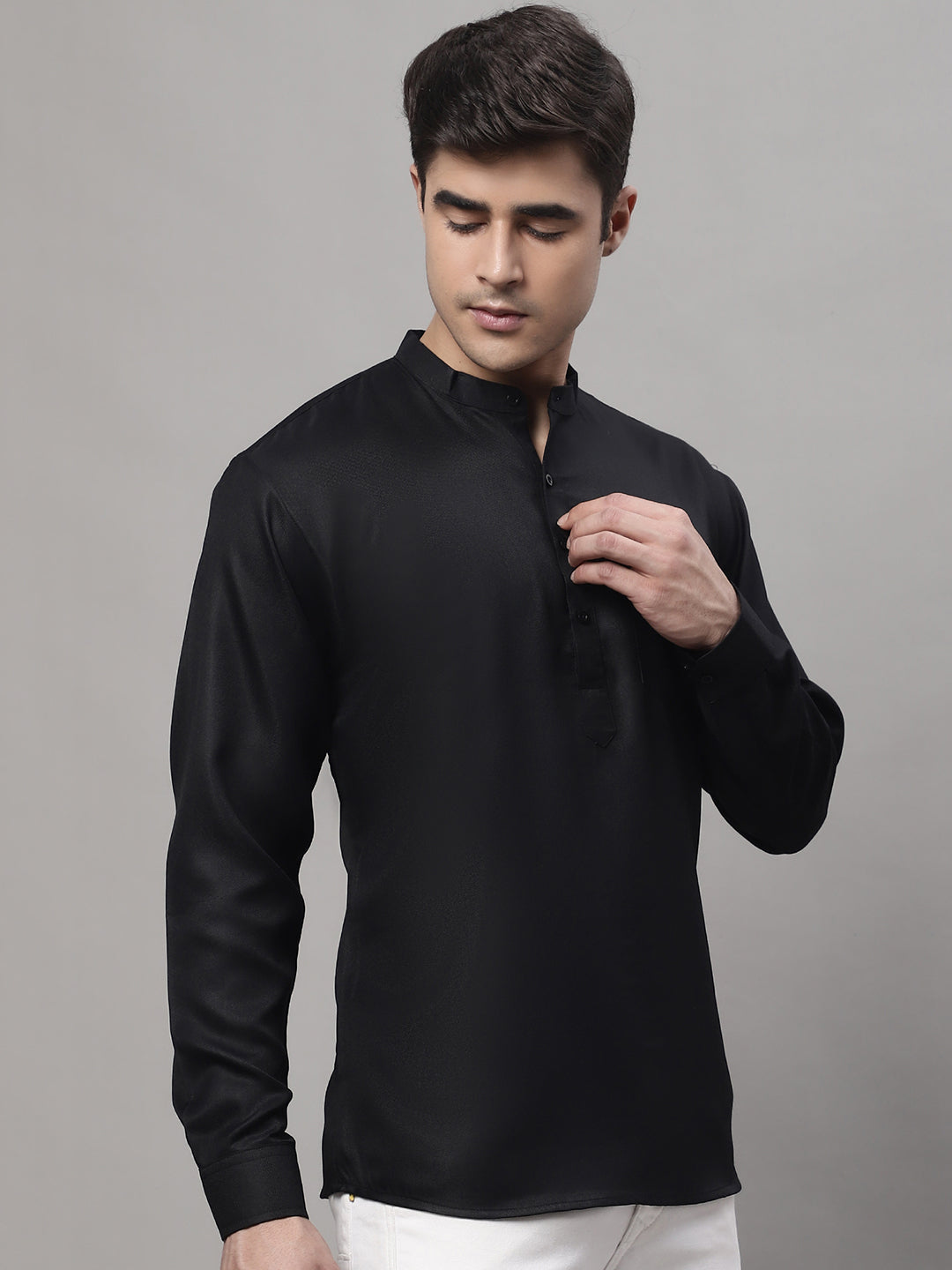 Jompers Men's Black Solid Short Kurta - Distacart