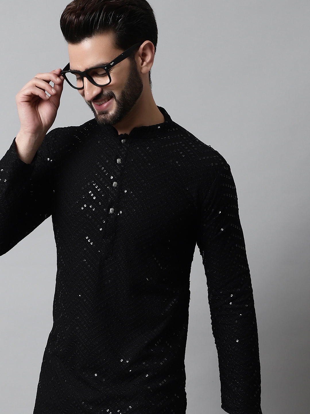 Jompers Men's Black Embroidered Sequinned Kurta - Distacart