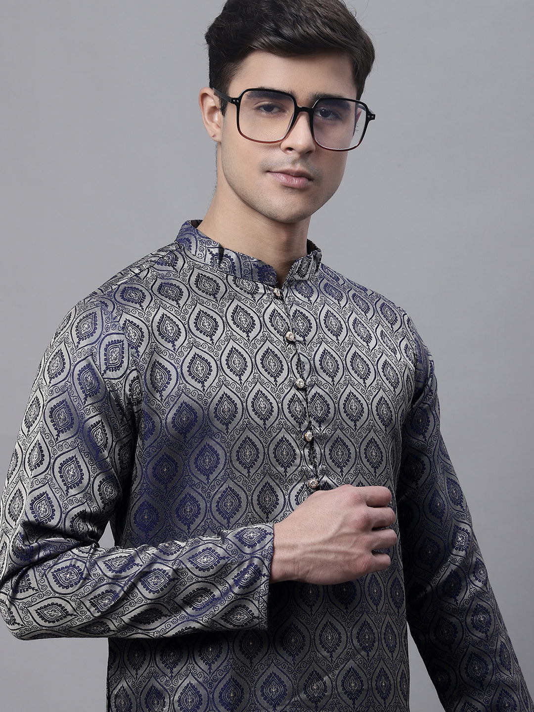 Jompers Men's Ethnic Navy Blue Woven Design Kurta - Distacart