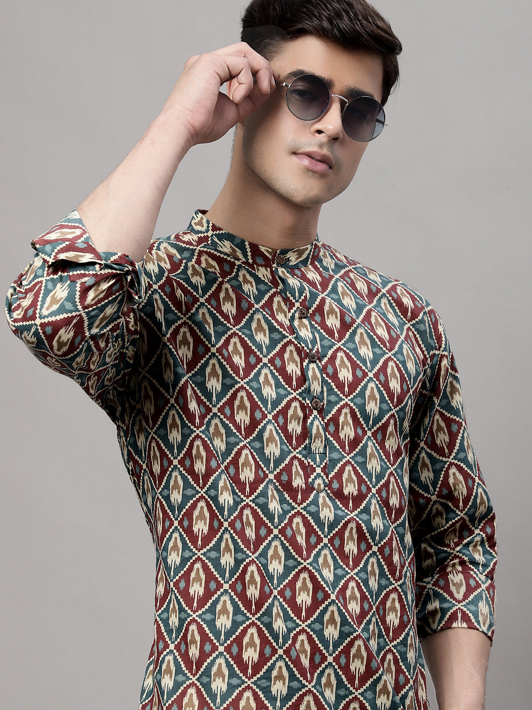 Jompers Men's Blue and Maroon Ikkat Printed Short Kurta - Distacart