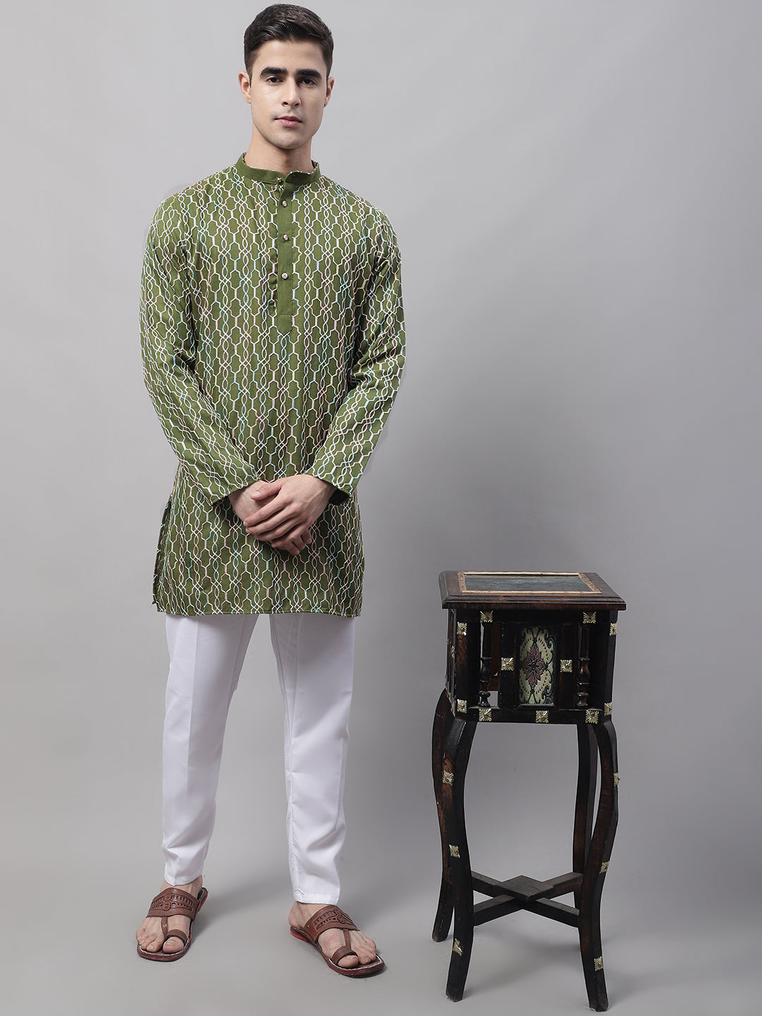 Jompers Men's Olive Green and Multi Coloured Embroidered Straight Kurta - Distacart