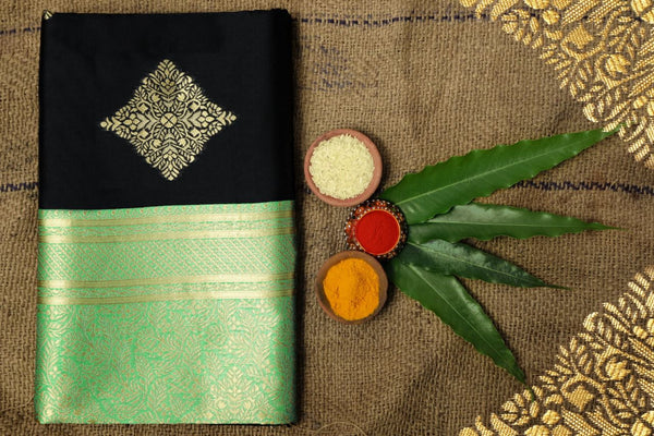 NOZ2TOZ Jacquard Lichi Silk Black Saree With Unstitched Blouse Piece - Distacart