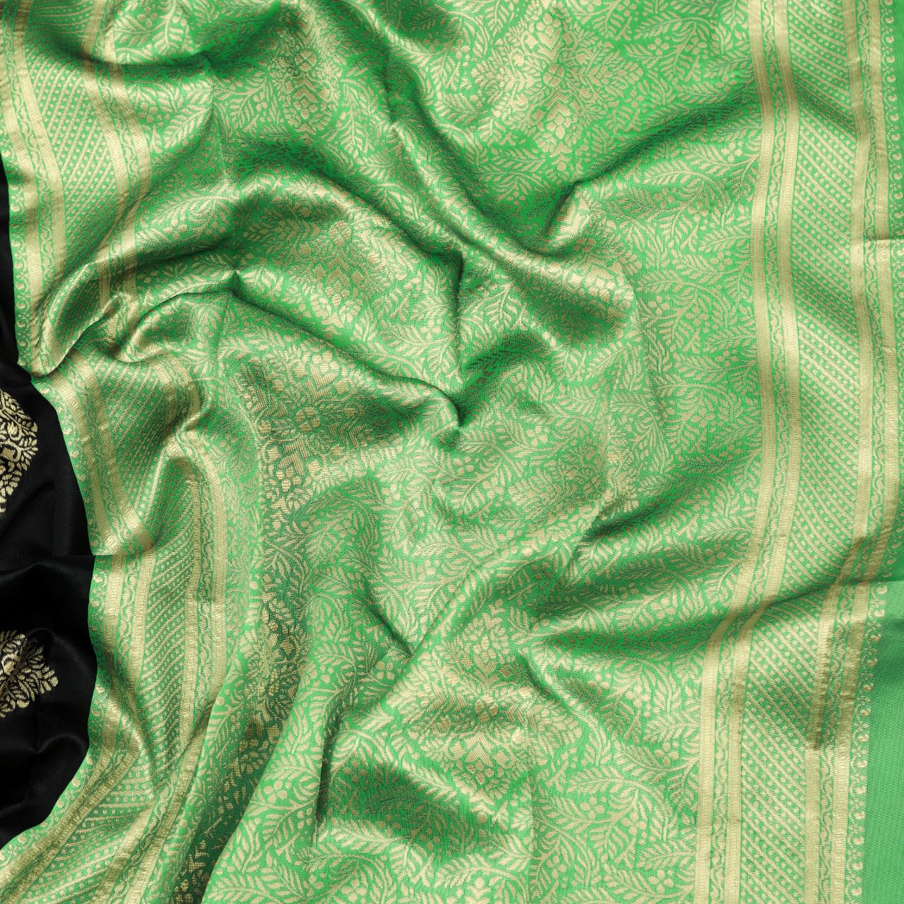 NOZ2TOZ Jacquard Lichi Silk Black Saree With Unstitched Blouse Piece - Distacart