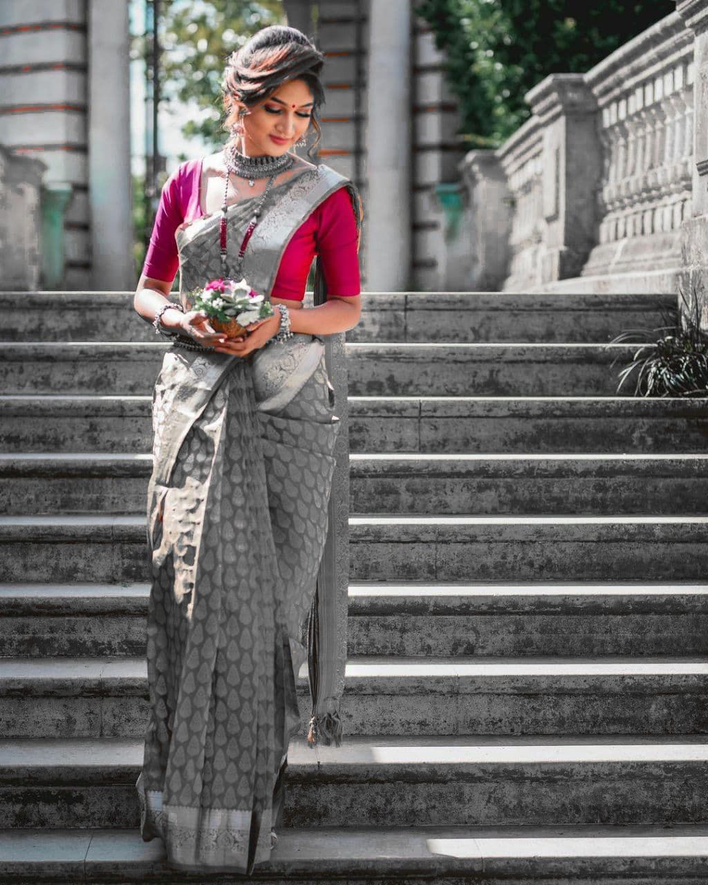 NOZ2TOZ Jacquard Lichi Silk Grey Saree With Unstitched Blouse Piece - Distacart