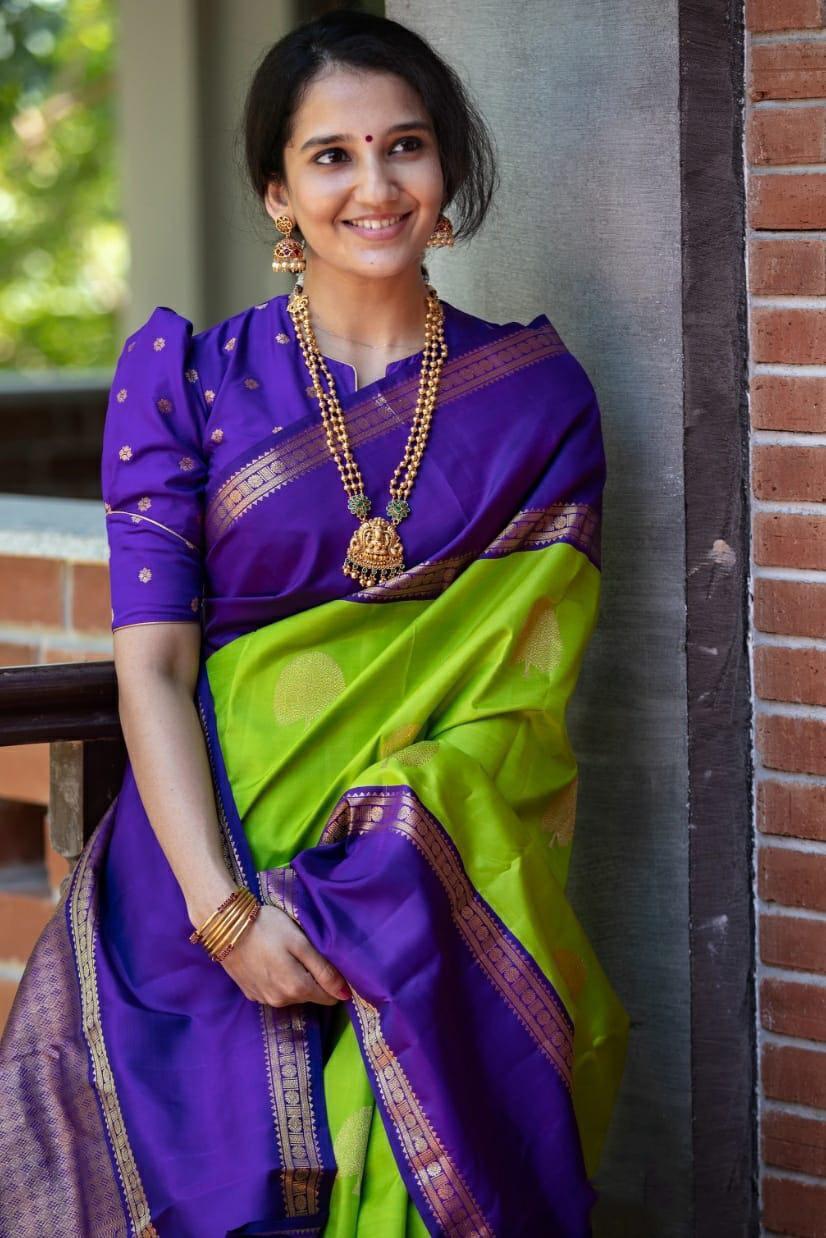 NOZ2TOZ Jacquard Lichi Silk Green Saree With Unstitched Blouse Piece - Distacart