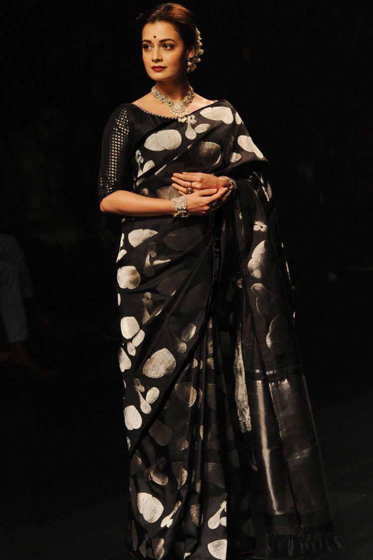 NOZ2TOZ Jacquard Lichi Silk Black Saree With Unstitched Blouse Piece - Distacart