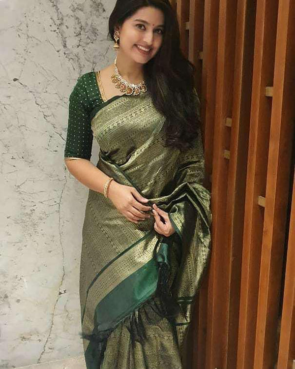 NOZ2TOZ Jacquard Lichi Silk Green Saree With Unstitched Blouse Piece - Distacart
