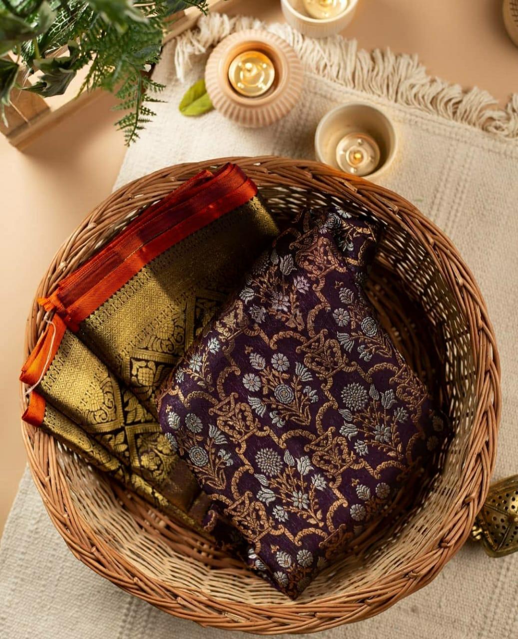 NOZ2TOZ Jacquard Lichi Silk Purple Saree With Unstitched Blouse Piece - Distacart